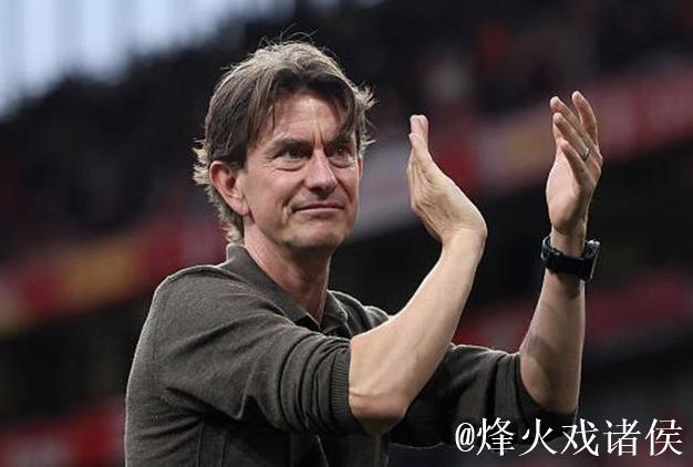 弗兰克:缺乏对抗性、争夺第二落点和精准传球导致胜利困难 弗兰克:缺乏对抗性、争夺第二落点和精准传球导致胜利困难