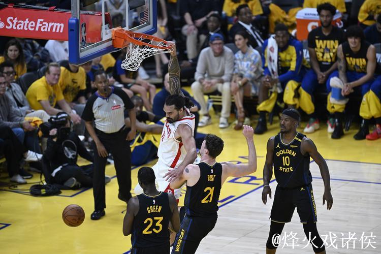 蔡恩内线无敌!14投11中狂砍25分6板,鹈鹕力克篮网 蔡恩内线无敌!14投11中狂砍25分6板,鹈鹕力克篮网