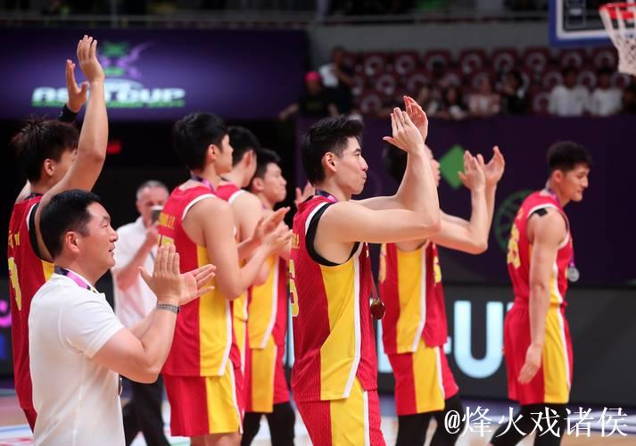 热身赛连胜提振士气 “新老结合”中国男篮备战亚洲杯